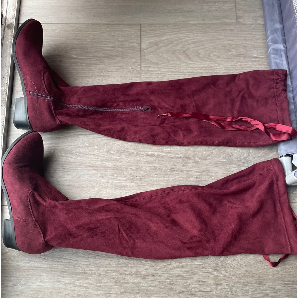 Suede boots